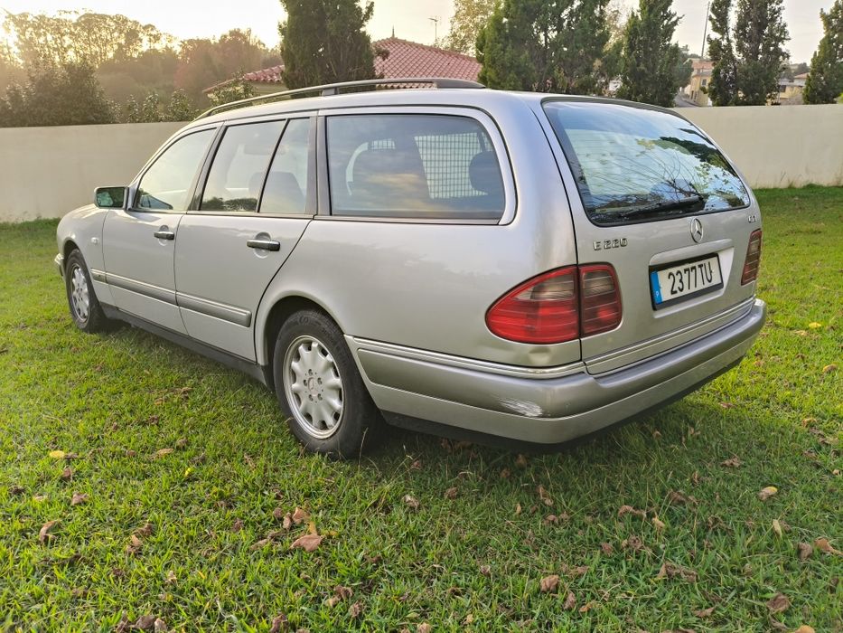 Mercedes E 220 CDI Cx Automática