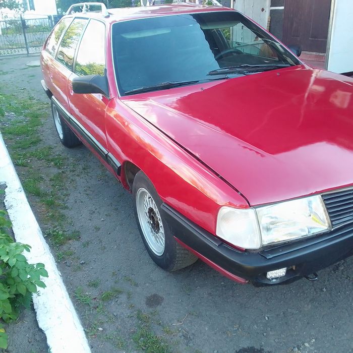 Продам Audi 100 c3 Avant 2.3 газ