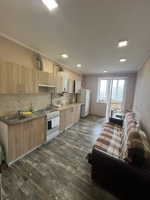 Подобово оренда Винники ( Syperhumans,Emily Resort, військ. госпіталь)