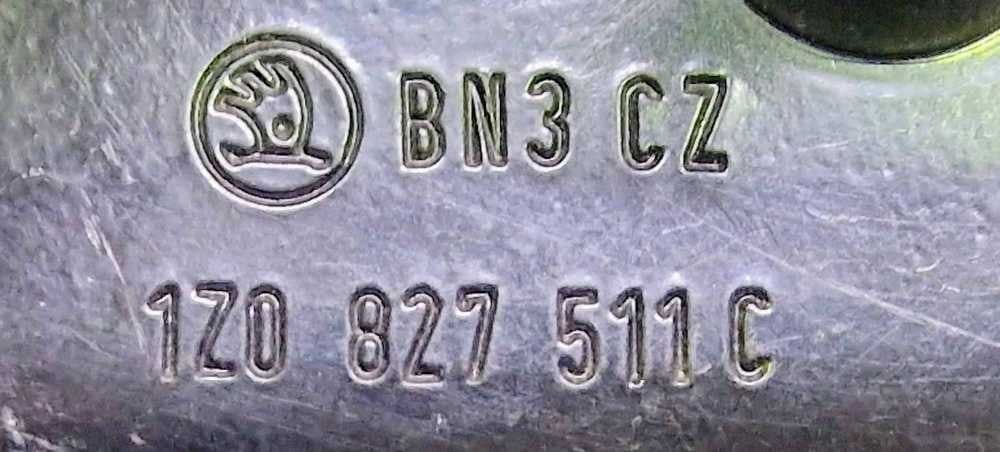 Fechadura / Fecho Capot 1Z0827511C - SKODA OCTAVIA II