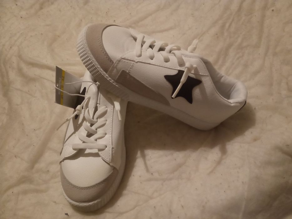 Nowe buty dla dzieci rozmiar 32