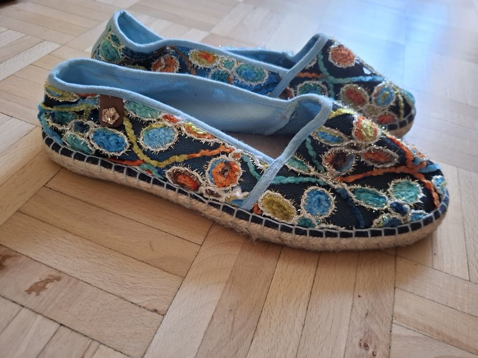 Tamaris espadryle
