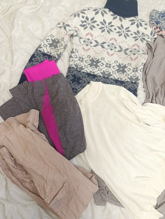 Віддам жіночий одяг, розмір XL (50/52).