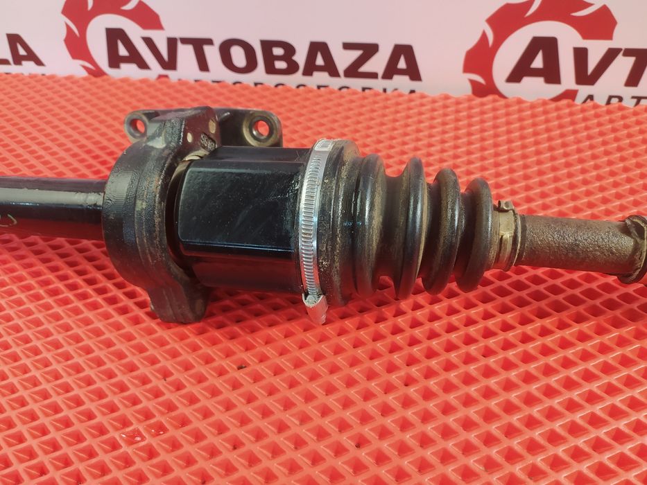 Піввісь права Toyota Avensis T25 2.0 D4D Полуось Тойота Авенсіс т25