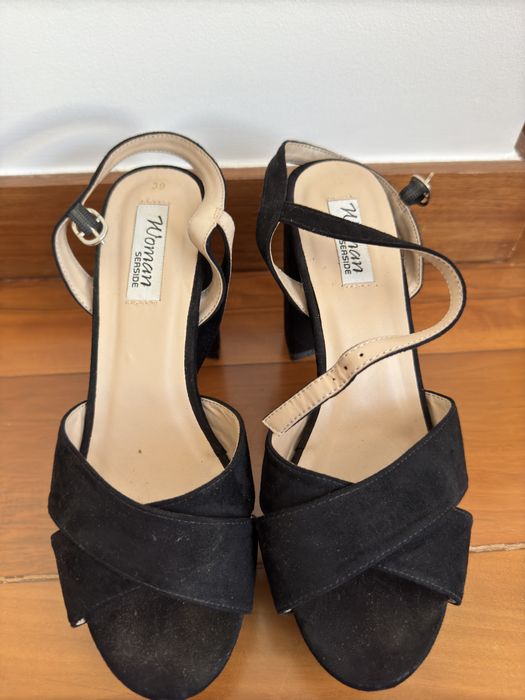 Sandálias salto alto Pretas