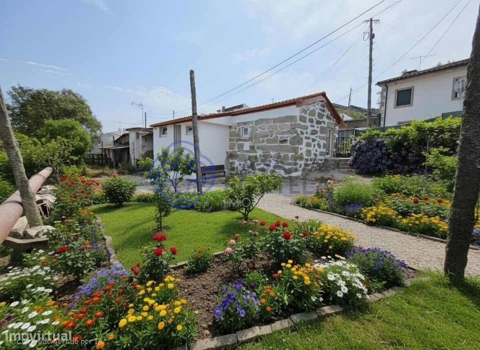Moradia T2 Junto à ponte de Campelos em Ponte Guimarães