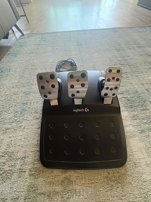 Volante Logitech G29 + Pedais