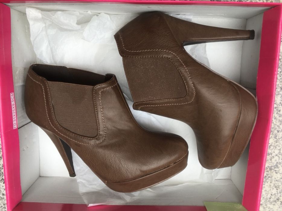 Sapatos novos OPORTUNIDADE!