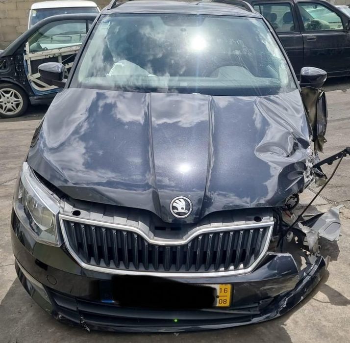 Skoda Fabia Iii (Nj3) 1.2 Tsi De 2016 Disponível Para Peças