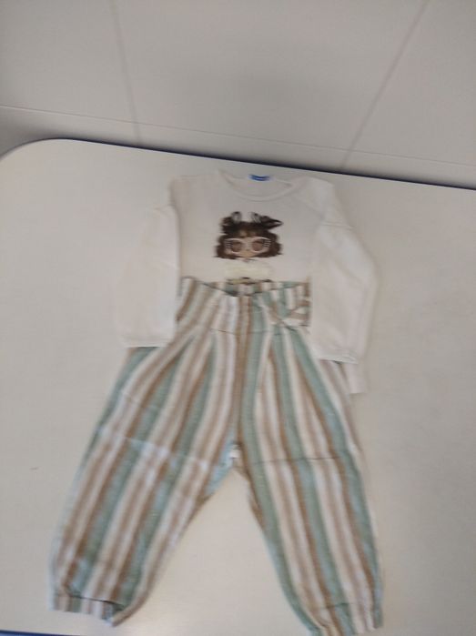 Conjunto de menina da Mayoral tamanho 2 anos