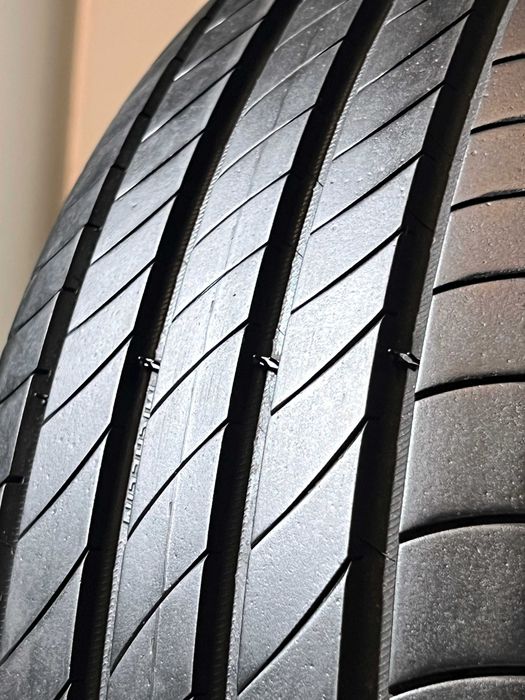 Pneus Michelin e-Primacy - 195/60/18 - Como NOVOS