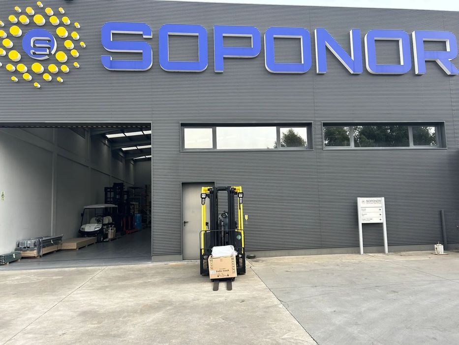 Empilhador Hyster 1600 Kgs Elétrico