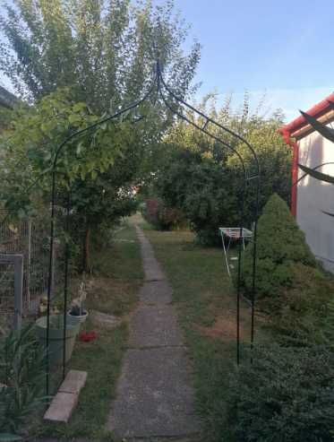 Пергола садова для рослин