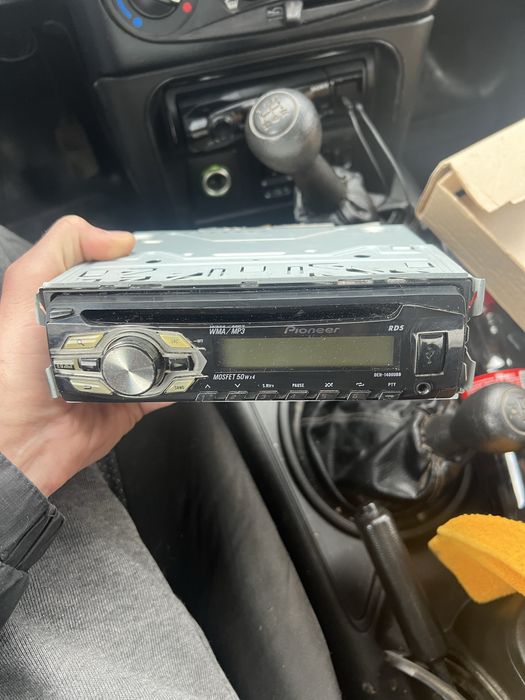 Продам магнітоли оригінал