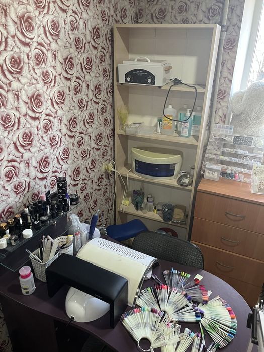 Продам все для маникюра Срочно
