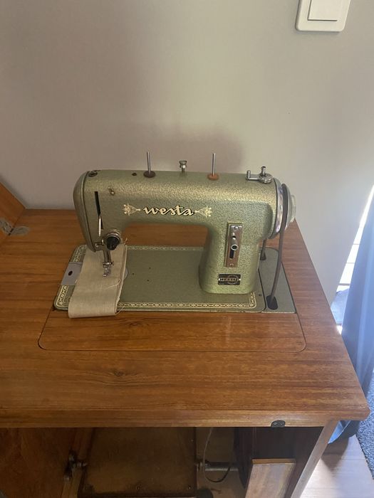 Maszyna do szycia Vesta