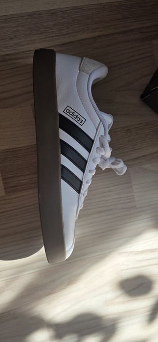 Adidas Sneakersy Court jak nowe