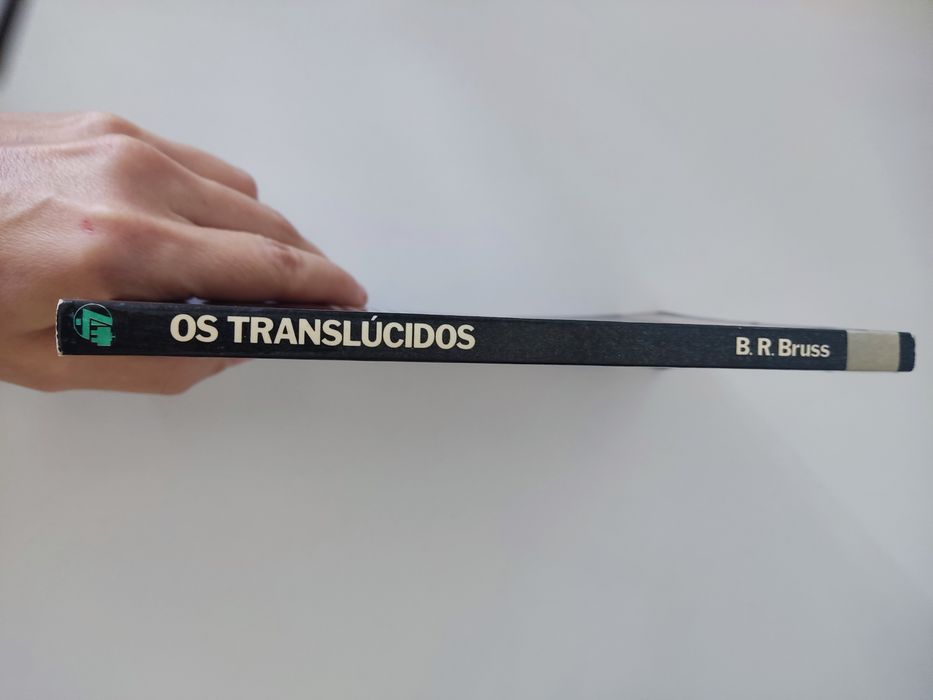 Livro Os translúcidos de B. R. Bruss