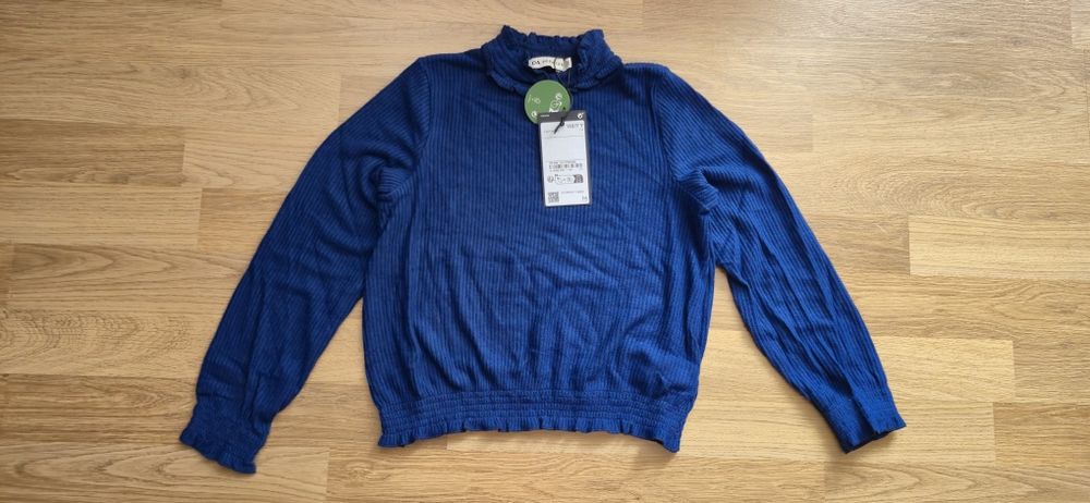 Вкорочена кофта від бренду С&А