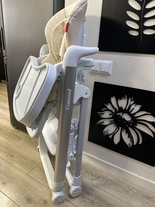 Стільчик для годування Carrello Concord