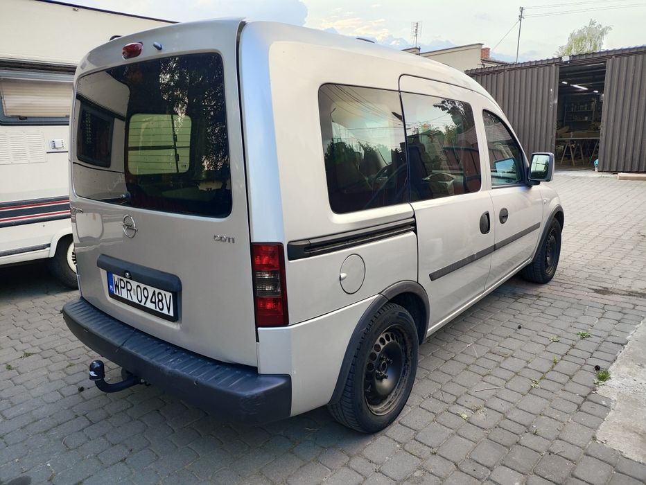 Opel Combo 1.3 ctdi, osobowy, 2008 rok, hak