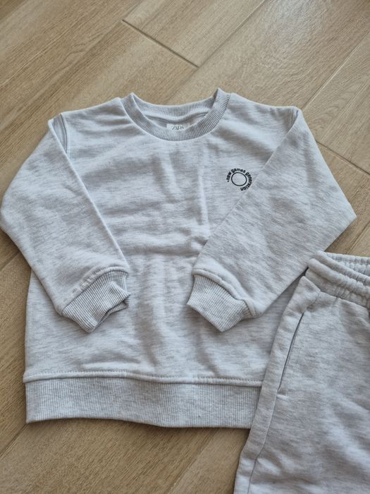Костюмчик Zara 98см