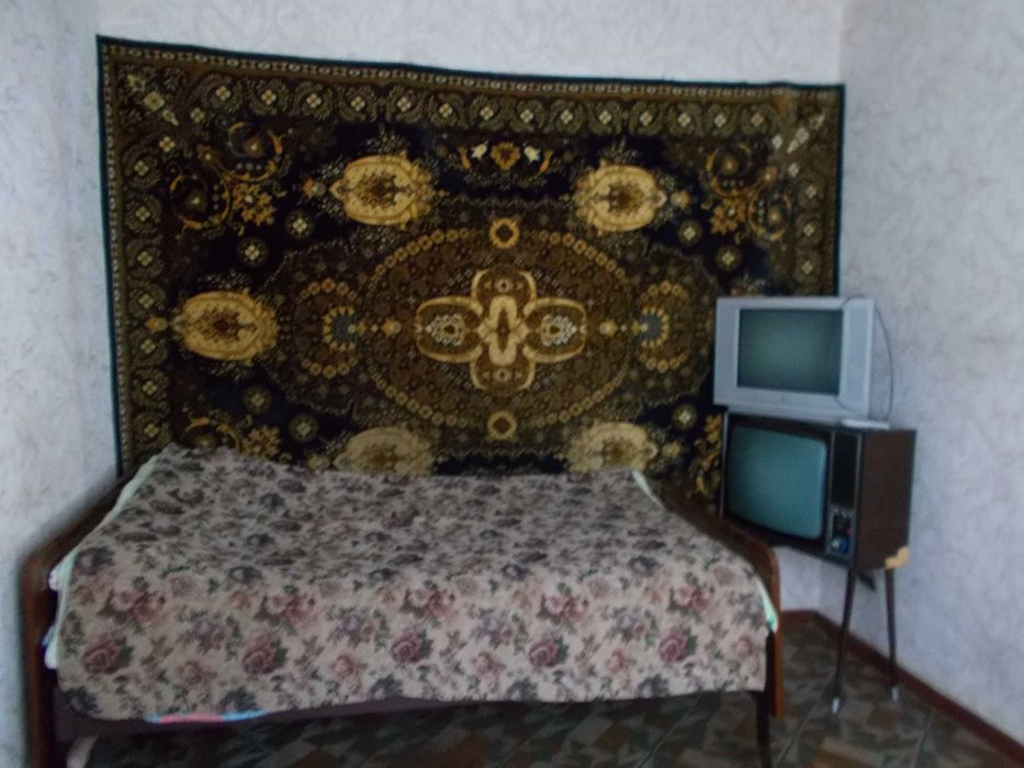 Продам 4-х кімнатну частину будинку 57м2 +3 сот Л.Українки м. Чернігів