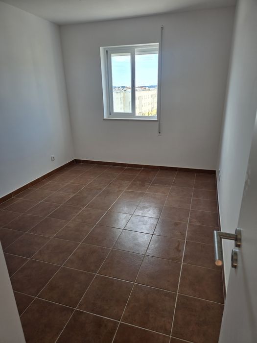 Arrendamento T3 Portalegre/ Portugal