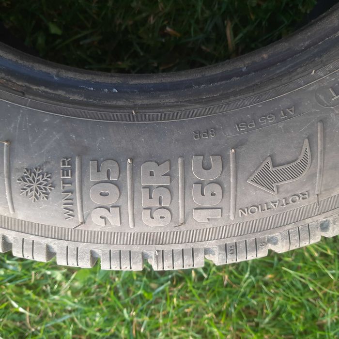 Sprzedam komplet 4 opon marki Kleber w rozmiarze 205/65 R16 c 92R.
