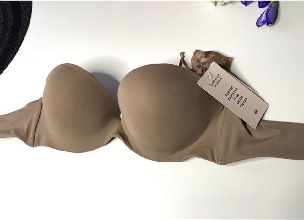 Новий бюст з пуш ап від H&M 80 B