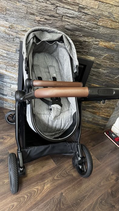 Trio zelia S + base isofix