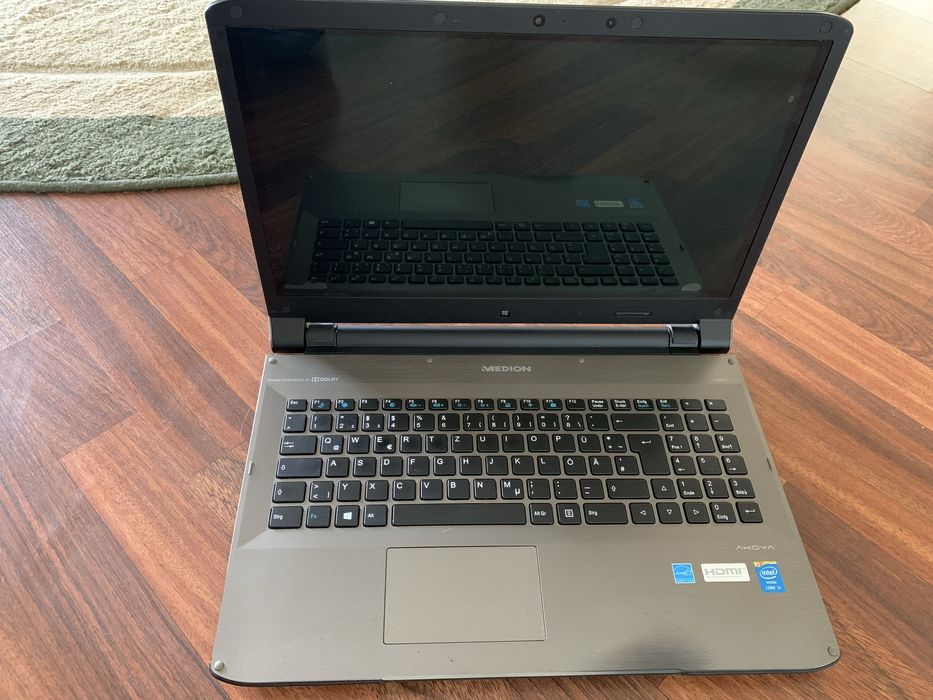 ноутбук Medion s6212t