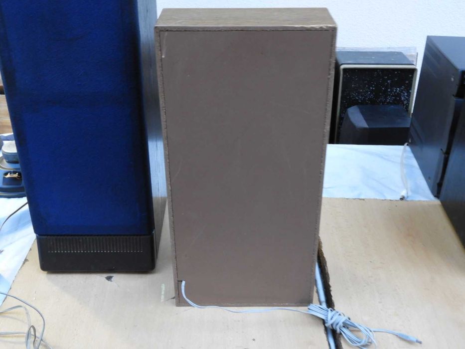 Kolumny vintage do naprawy lub na części