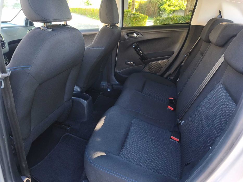 Peugeot 208, Gasolina, 2018 com apenas 56mill KM