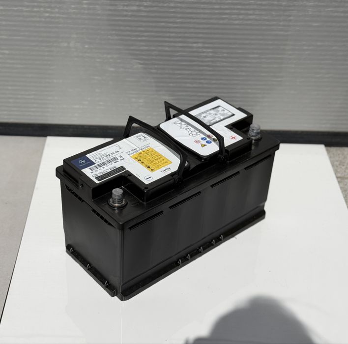 Акумулятор Varta 12V 95 AH 850A Mercedes-Benz C-Class W205