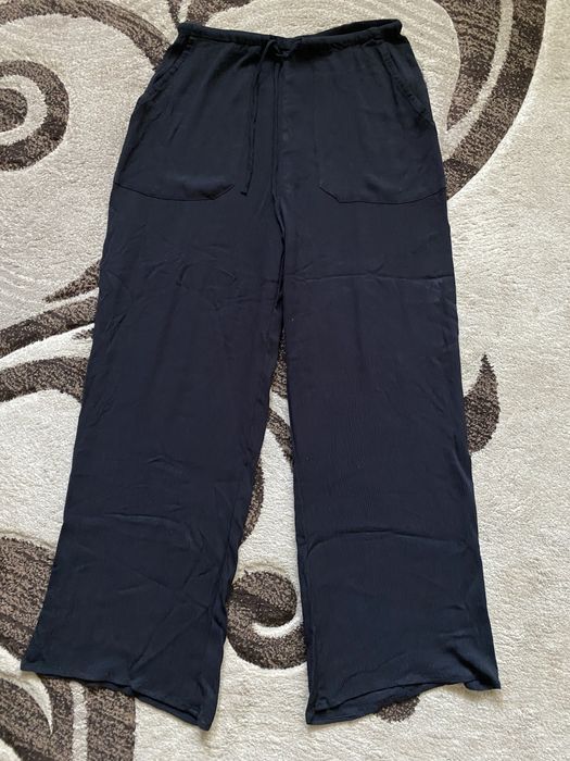 Вільні тонкі штани Reserved, чорні класичні штани