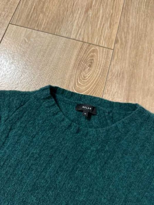 Wełniany zielony sweter Solar