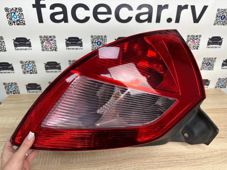задній стоп ліхтар правий лівий  Renault Megane II оригінал