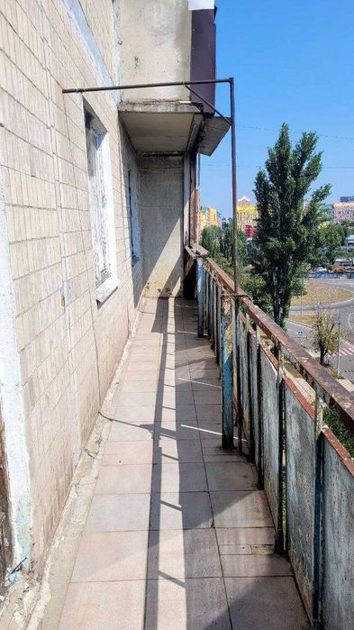 Без комісіі,  Продаж по всім державним програмам за гривню. Продаж 4-х кімнатноі, Березняки, пр-т Тичини,21