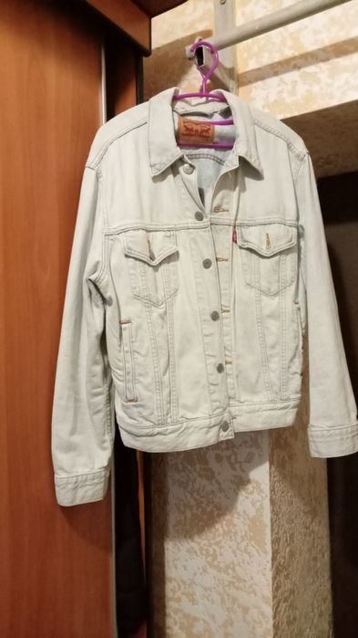 Джинсова куртка ,  жіноча джинсовка