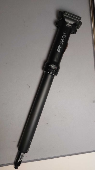 Espigão de selim telescópico DT Swiss D232 ONE 27.2mm Carbon