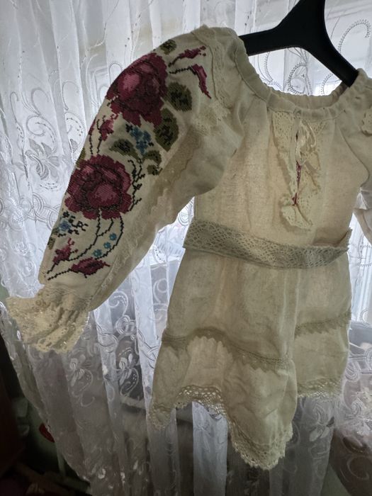 Вишете платя для дівчики