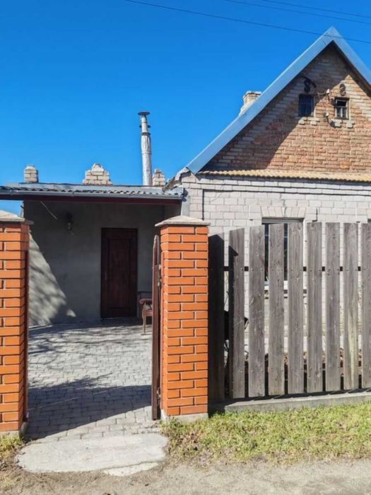 Продаж будинку в центрі Бородинського мікрорайону (22-443-955)
