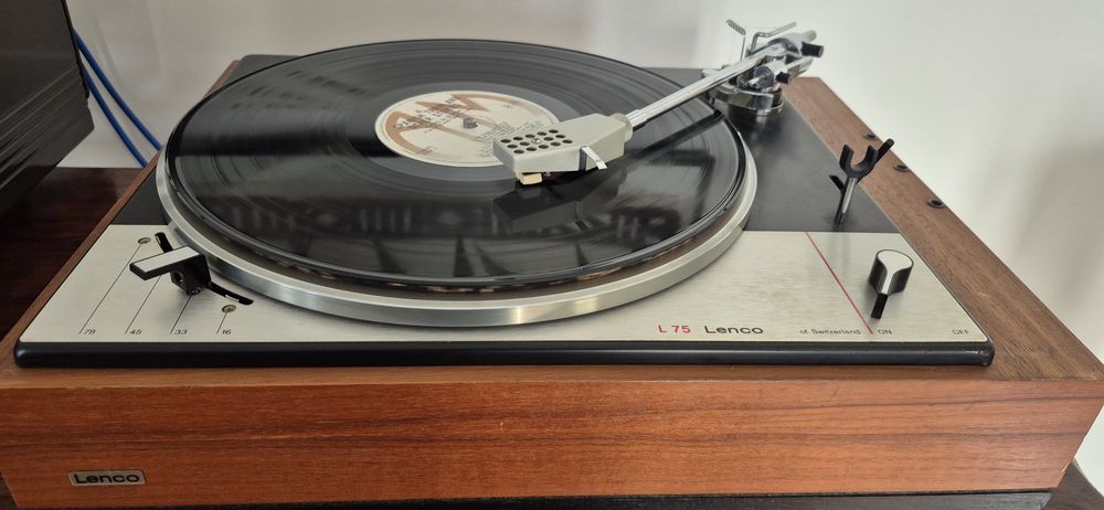 Lenco L75 completo