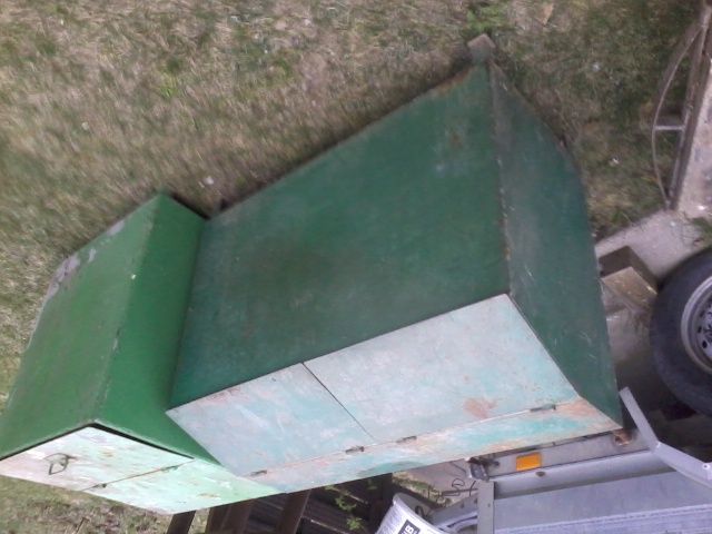 Baniak beczka  schowek metalowy