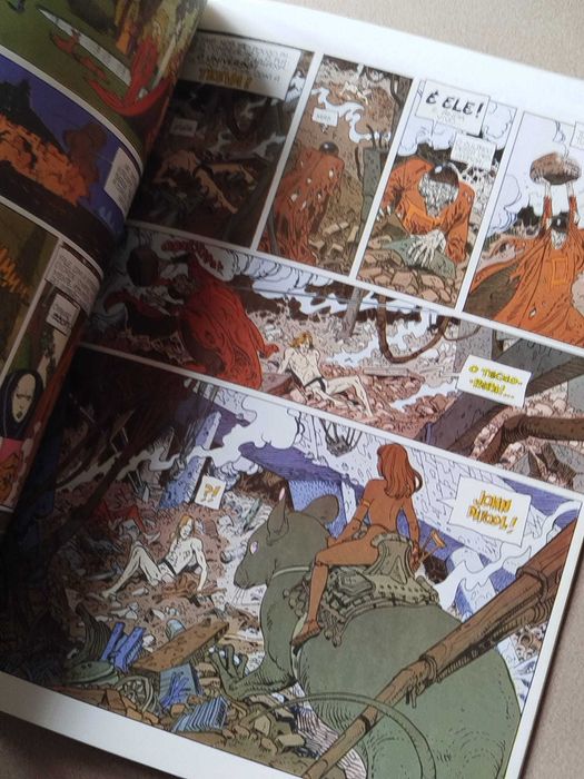 Album bd O Incal Luminoso de Moebius e Jodorowsky
