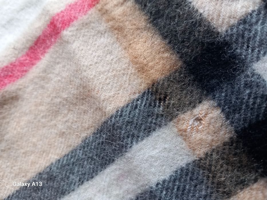 Burberry szalik damski wełniany