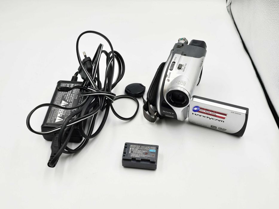 Kamera cyfrowa SONY DCR-DVD105E / DVD 8cm / ładowarka |PLUS LOMBARD Kłodzko