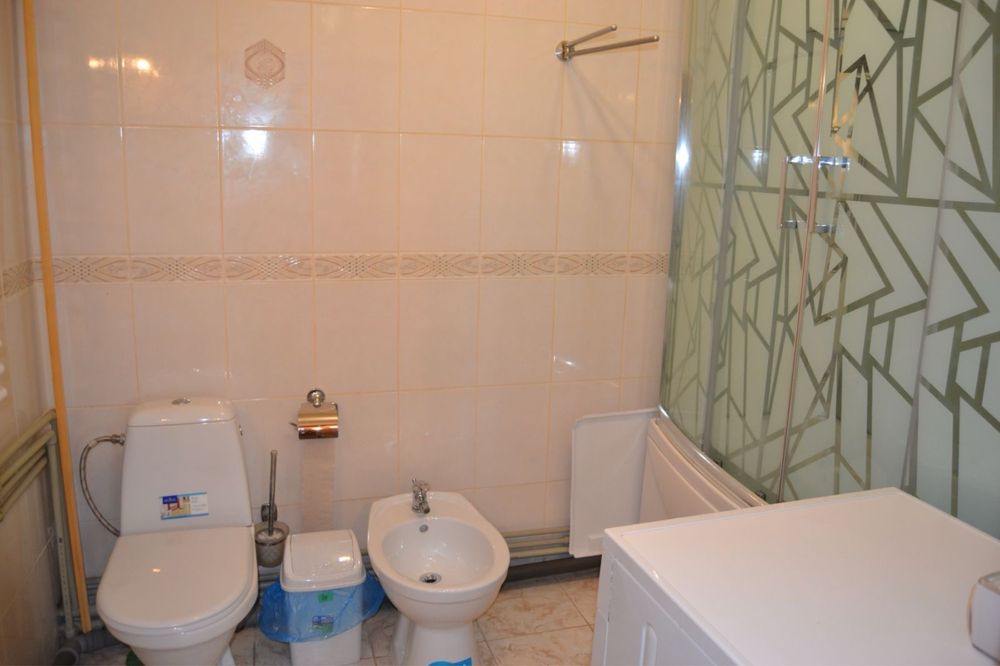 Оренда гостьового будиночка та котеджу біля Лаври Подобово