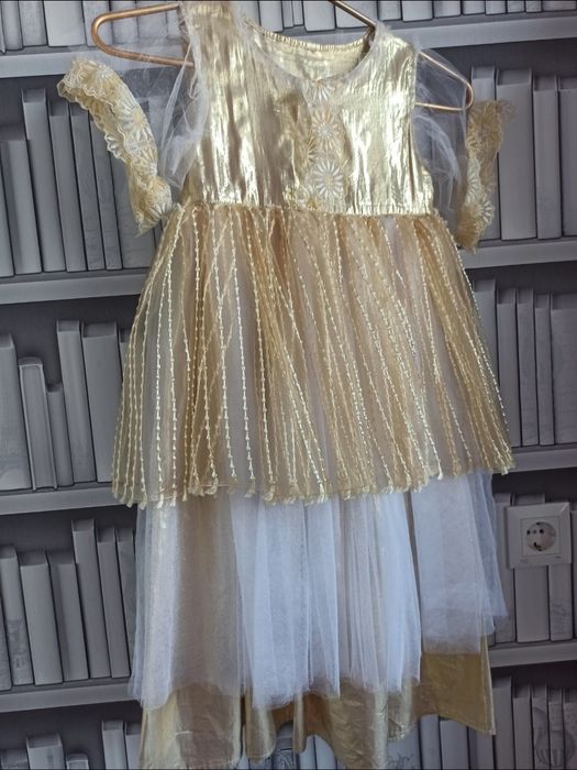 праздничное платье